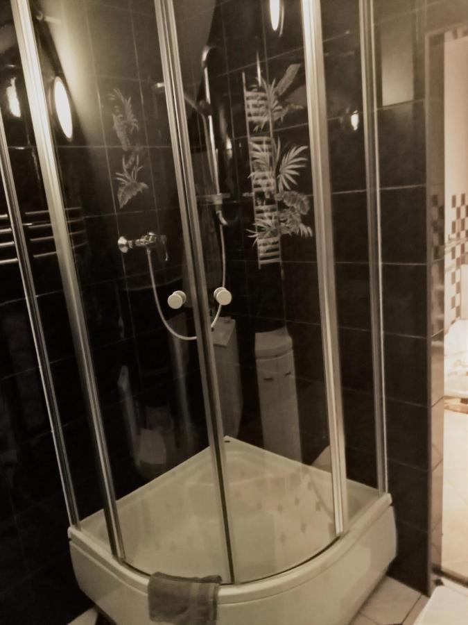 Apartament Dalia Appartamento Miedzyzdroje Esterno foto