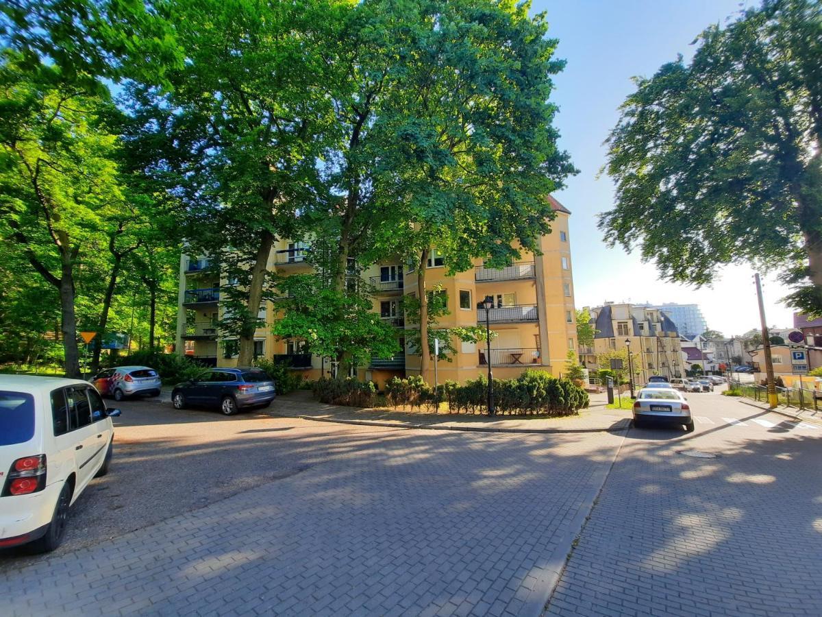 Apartament Dalia Appartamento Miedzyzdroje Esterno foto